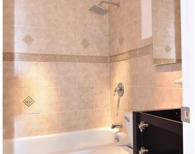 704 Degraw Street - Photo Thumbnail 7