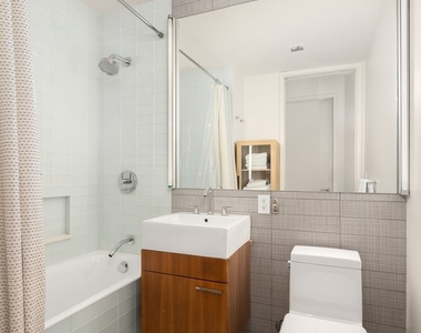 447 W 18th Street - Photo Thumbnail 9