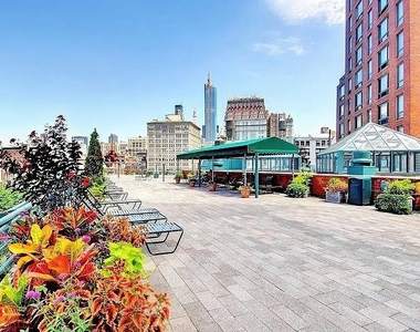 1 Irving Place - Photo Thumbnail 6