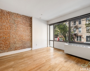 636 E 11th Street - Photo Thumbnail 9