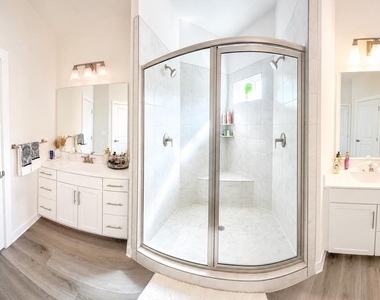 8018 Williamson Boulevard - Photo Thumbnail 23