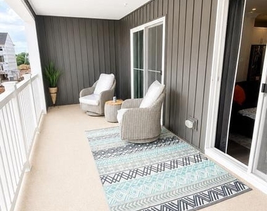 8018 Williamson Boulevard - Photo Thumbnail 11