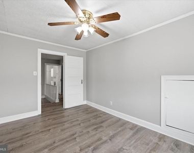 18402 Corby Street - Photo Thumbnail 35