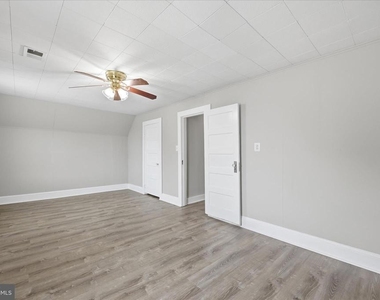 18402 Corby Street - Photo Thumbnail 33