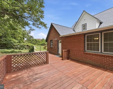 18402 Corby Street - Photo Thumbnail 40
