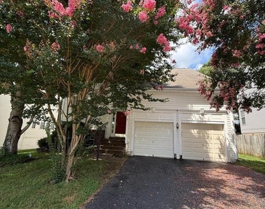 5106 Higgins Drive - Photo Thumbnail 14
