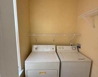 5106 Higgins Drive - Photo Thumbnail 7