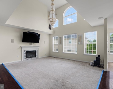40463 Aldie Springs Drive - Photo Thumbnail 10