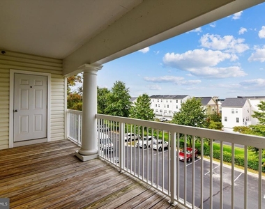 22611 Blue Elder Terrace - Photo Thumbnail 2