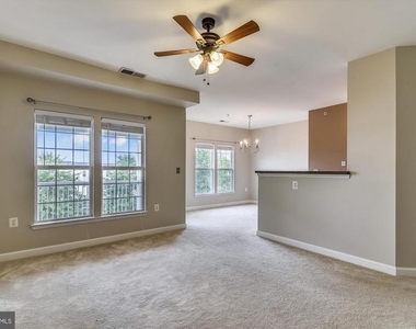 22611 Blue Elder Terrace - Photo Thumbnail 3