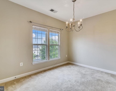 22611 Blue Elder Terrace - Photo Thumbnail 12