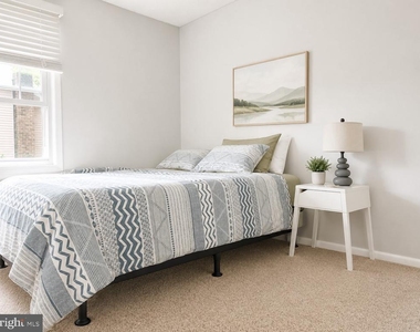 5580 Hecate Court - Photo Thumbnail 9