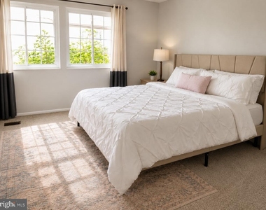 5580 Hecate Court - Photo Thumbnail 6