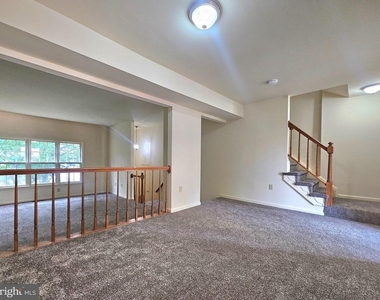 4719 Gainsborough Drive - Photo Thumbnail 7