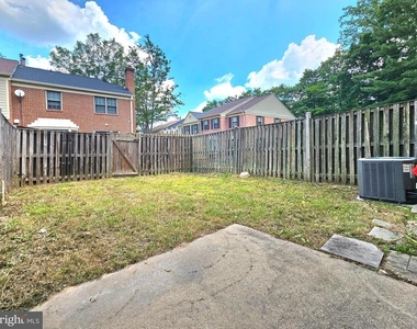 4719 Gainsborough Drive - Photo Thumbnail 23
