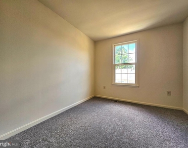 4719 Gainsborough Drive - Photo Thumbnail 16