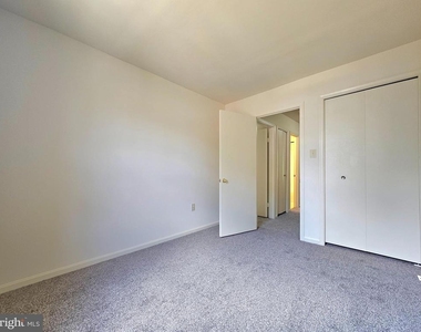 4719 Gainsborough Drive - Photo Thumbnail 17