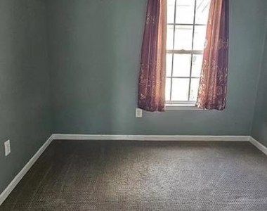 2501 Golden Harvest Court - Photo Thumbnail 11