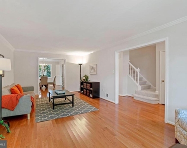 6571 Snowbell Lane - Photo Thumbnail 5