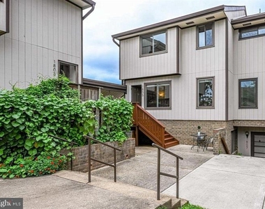 1805 Westwind Way - Photo Thumbnail 1