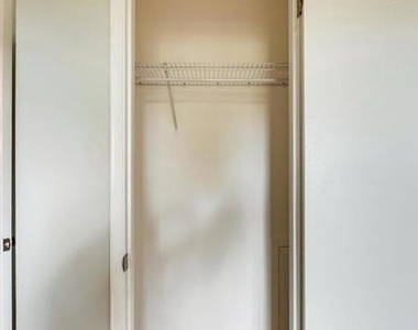1805 Westwind Way - Photo Thumbnail 20