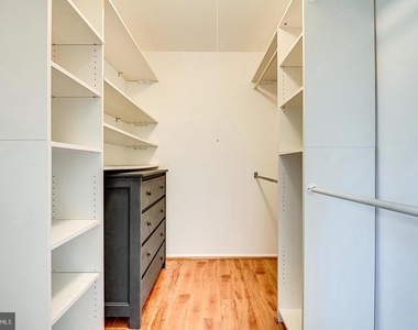 1805 Westwind Way - Photo Thumbnail 17