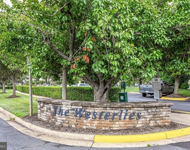 1805 Westwind Way - Photo Thumbnail 2