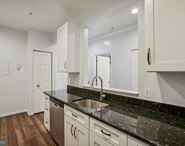 6533 Grange Lane - Photo Thumbnail 5
