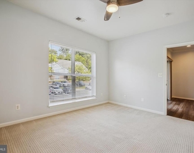 6533 Grange Lane - Photo Thumbnail 20