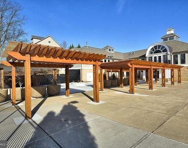 6533 Grange Lane - Photo Thumbnail 38