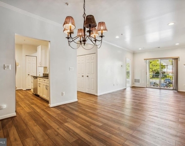 6533 Grange Lane - Photo Thumbnail 8