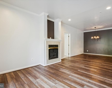 6533 Grange Lane - Photo Thumbnail 10