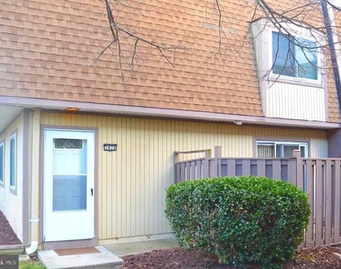 3828 Miramonte Place - Photo Thumbnail 17