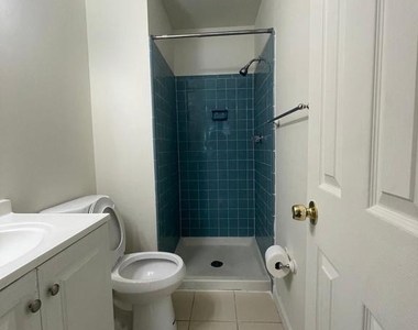 3828 Miramonte Place - Photo Thumbnail 15