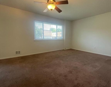 3828 Miramonte Place - Photo Thumbnail 5