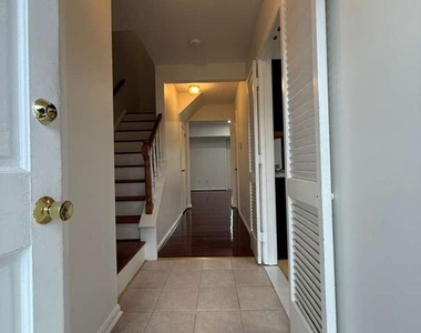 6152 Strasburg Drive - Photo Thumbnail 35