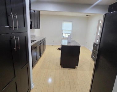 6152 Strasburg Drive - Photo Thumbnail 34
