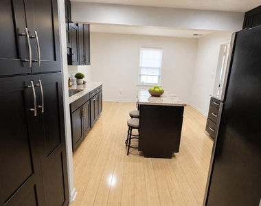 6152 Strasburg Drive - Photo Thumbnail 12