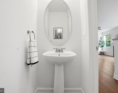 13666 Salk Street - Photo Thumbnail 11