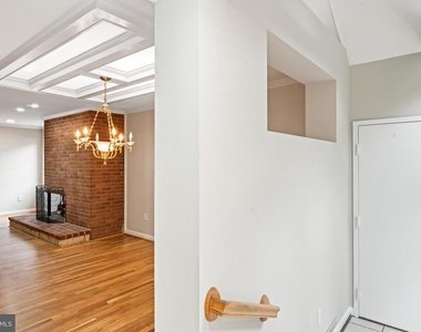 5002 Wenruth Place - Photo Thumbnail 22