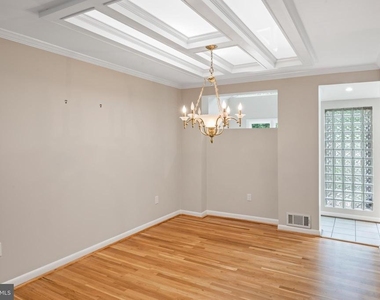 5002 Wenruth Place - Photo Thumbnail 21