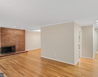 5002 Wenruth Place - Photo Thumbnail 15