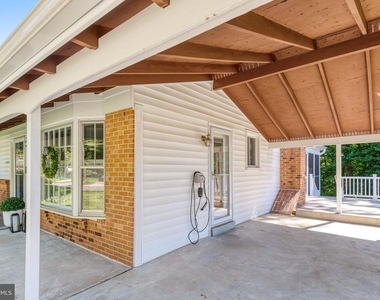 5019 Fleming Drive - Photo Thumbnail 35