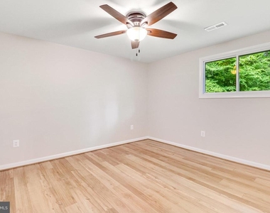 5019 Fleming Drive - Photo Thumbnail 32