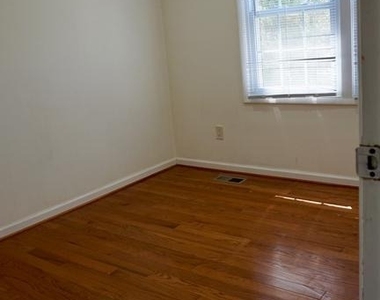 8179 Curving Creek Court - Photo Thumbnail 10