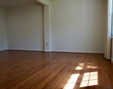 8179 Curving Creek Court - Photo Thumbnail 6