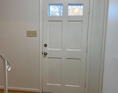 6802 Dina Leigh Court - Photo Thumbnail 1