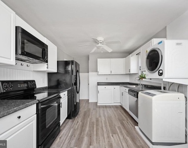 205 Canal Street - Photo Thumbnail 6