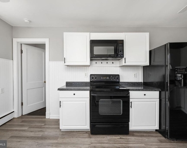 205 Canal Street - Photo Thumbnail 7