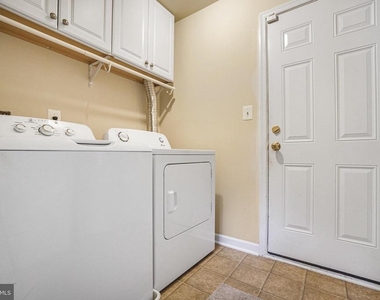 1606 Wilcox Avenue - Photo Thumbnail 21